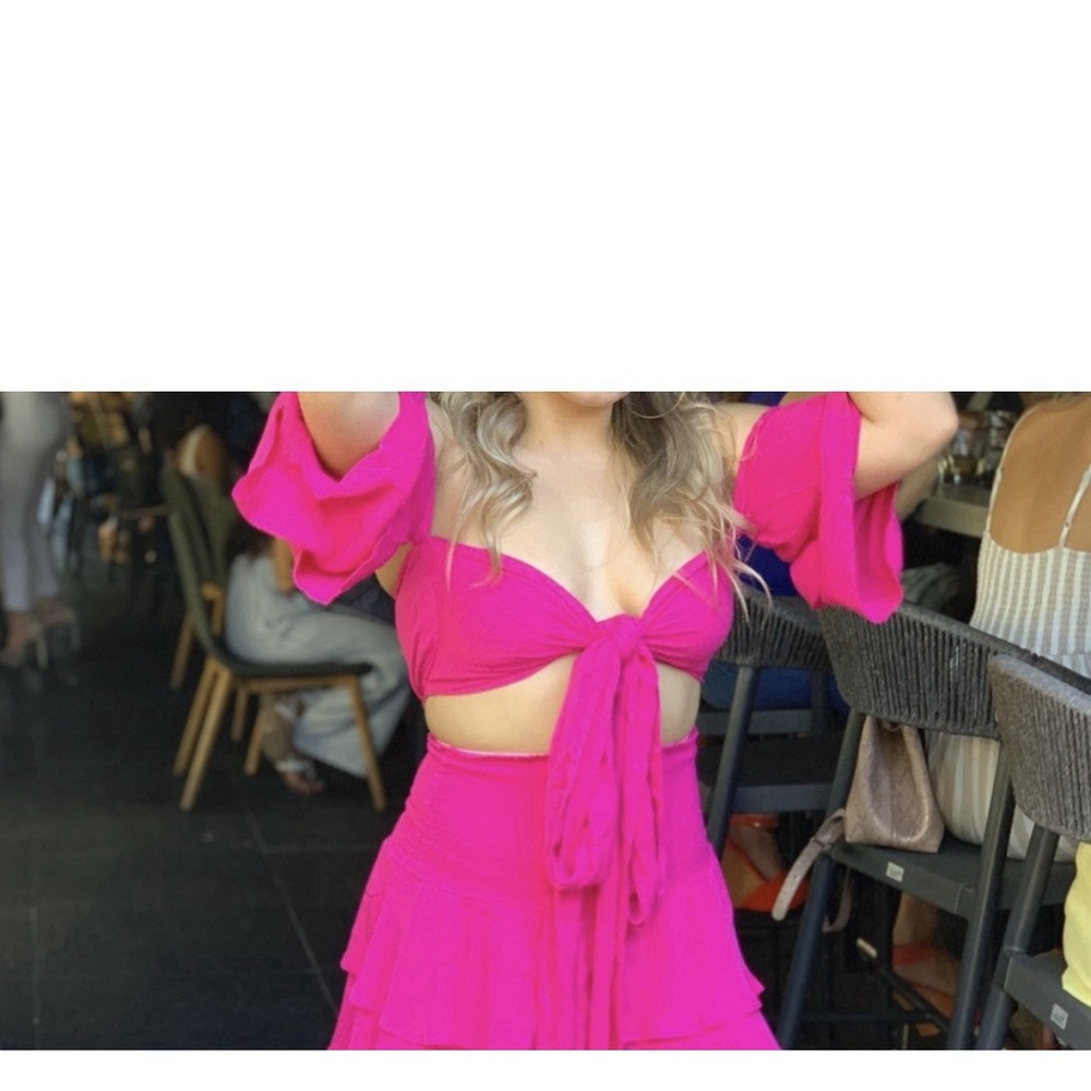 Meshki M Medium Aaliyah Tie-Front Crop Top Hot Pink Off Shoulder Poet Peasant - Picture 13 of 13